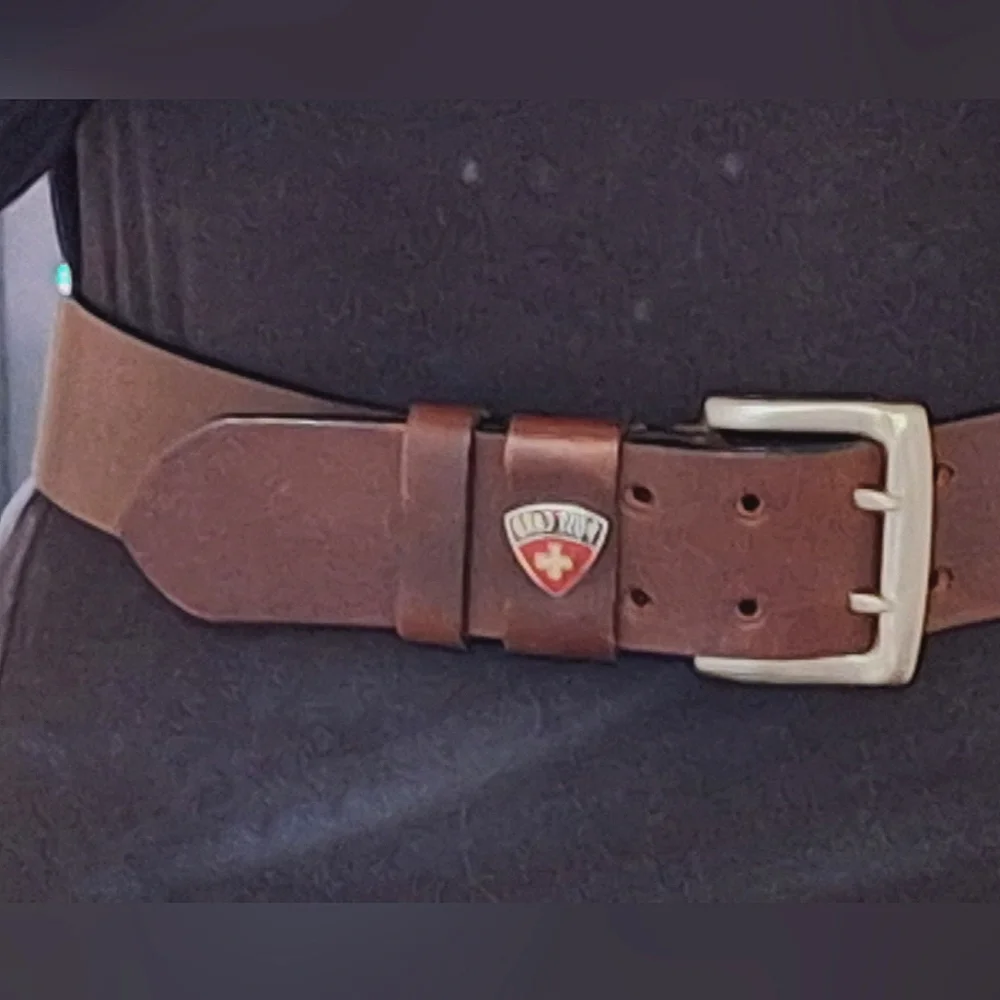 POSTCARD | Enamel Cross Crest, Dark Brown Leather Belt - Picture 2 of 14